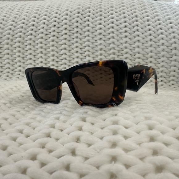 Prada Sunglasses PR 08YS Havana Honey Brown - Picture 2 of 5